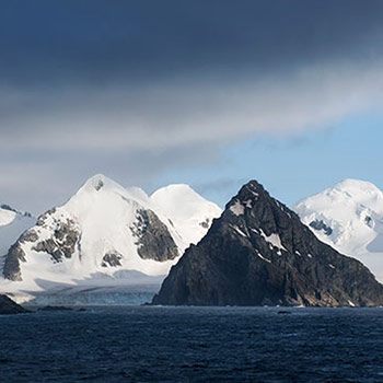 Travel to Antarctic Circle