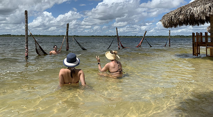 Lake Paraiso Relaxing