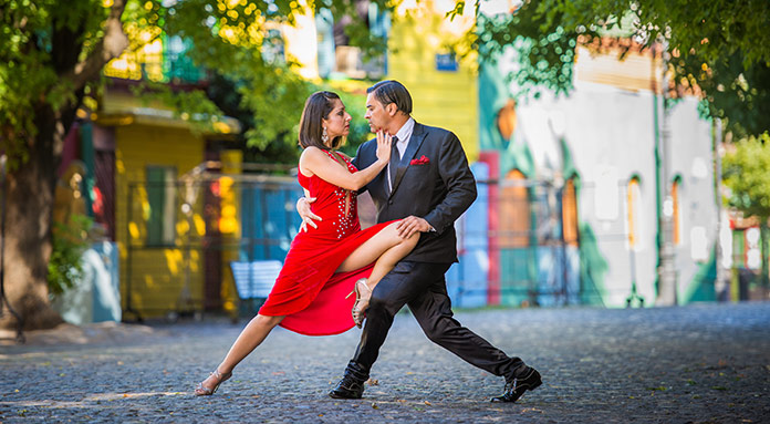 Tango dancers in Buenos Aires